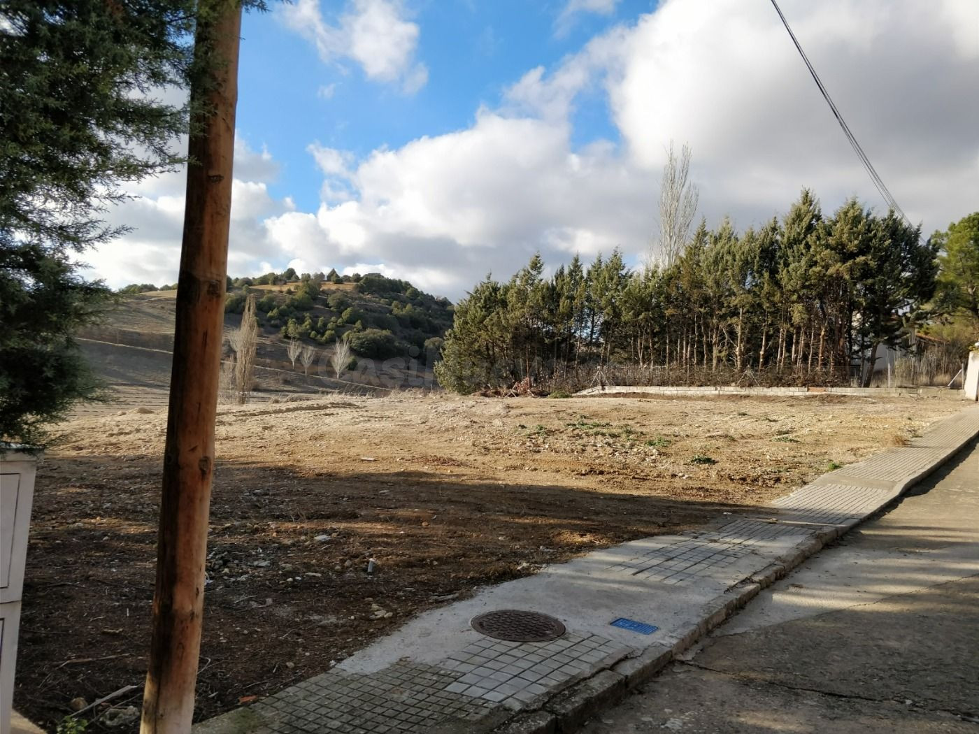 Parcela de 1000 m2 en un entorno envidiable - foto 3