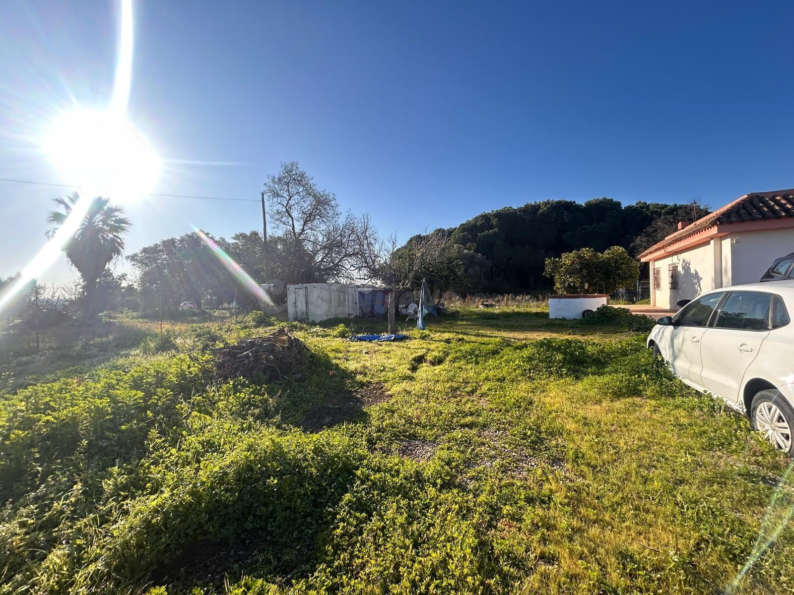 ¡CASA PARA ENTRAR A VIVIR CON TERRENO DE 1100M2!