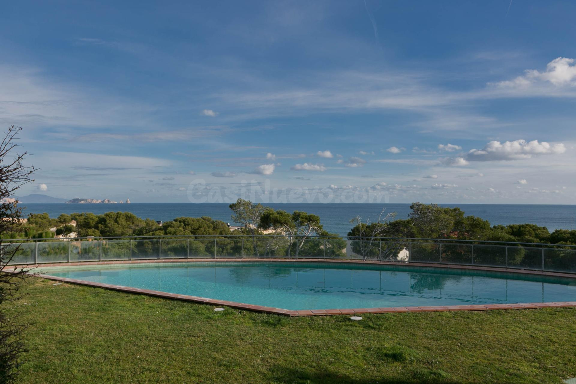 Atico duplex con increíbles vistas al mar en venta en Sa Pun