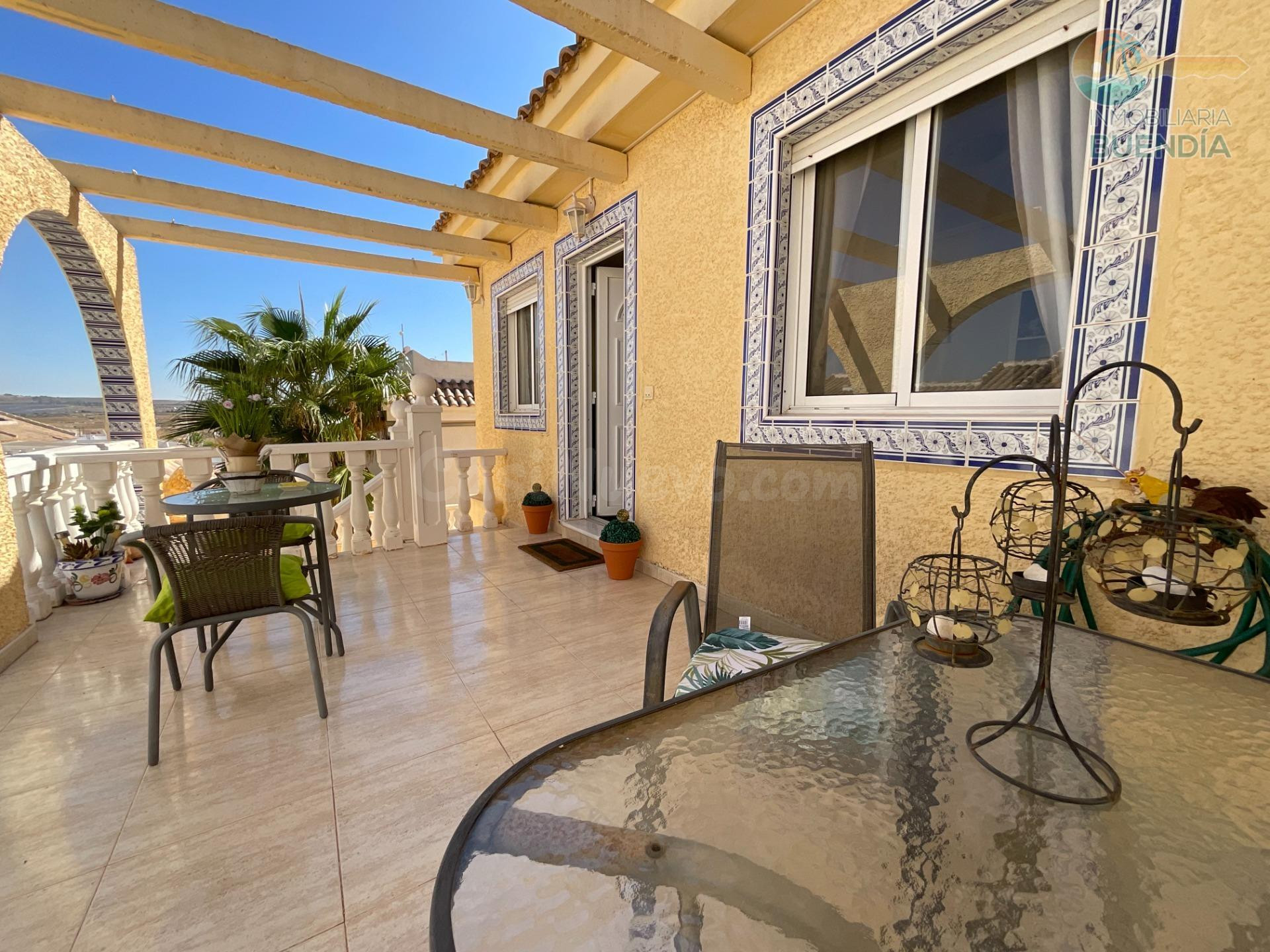 ENCANTADORA CASA TIPO BUNGALOW EN PLANTA BAJA EN CAMPOSOL