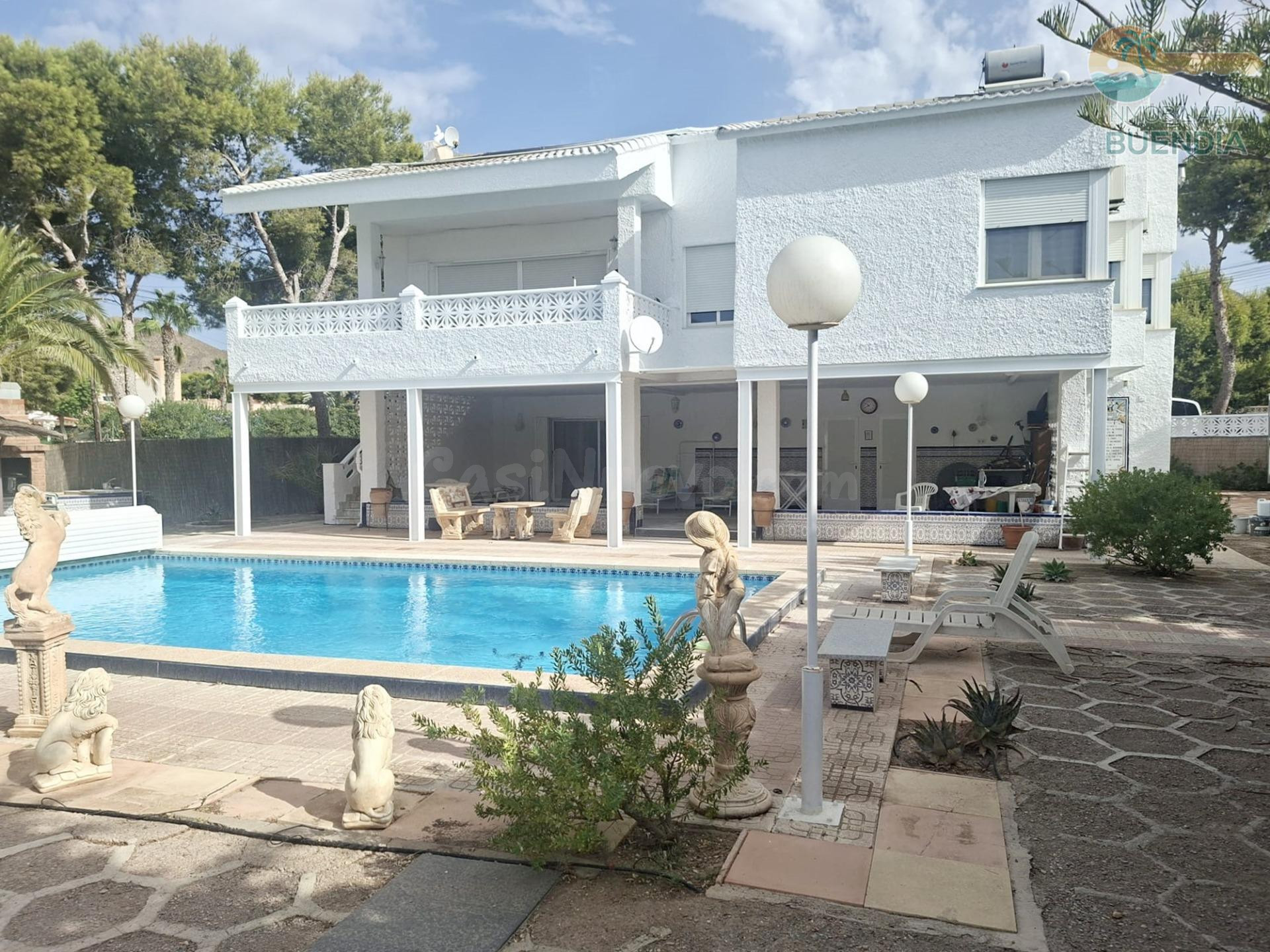 Acogedor chalet en San Ginés-La Azohía, Cartagena: Tu paraíso privado a unos pasos del mar.