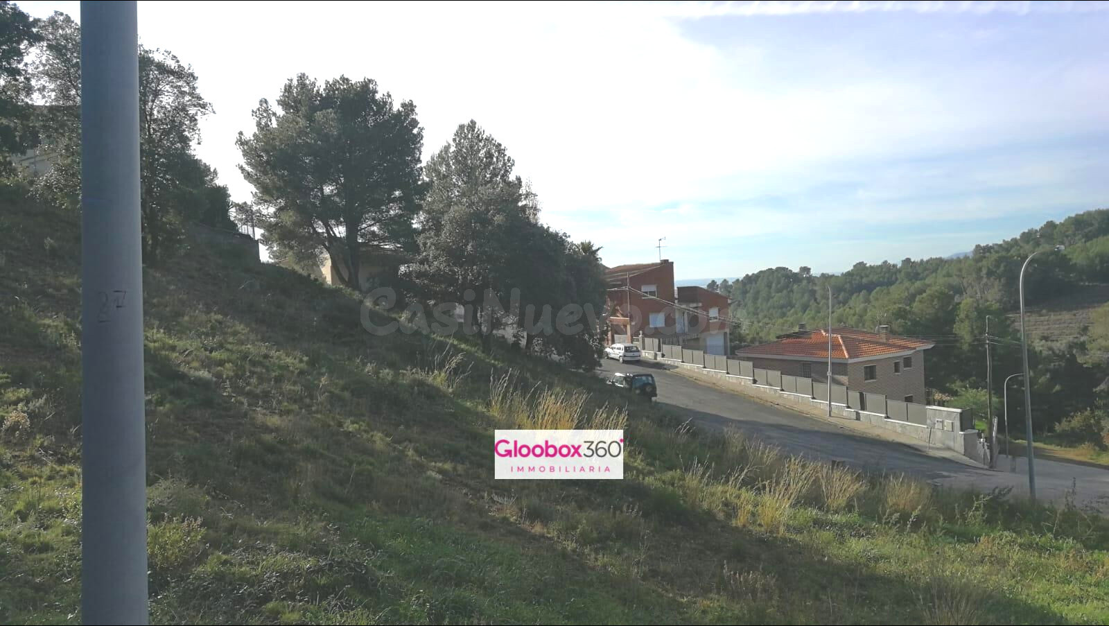 ¡Oportunidad Única en Almoster! Parcela Esquinera con Vistas Espectaculares