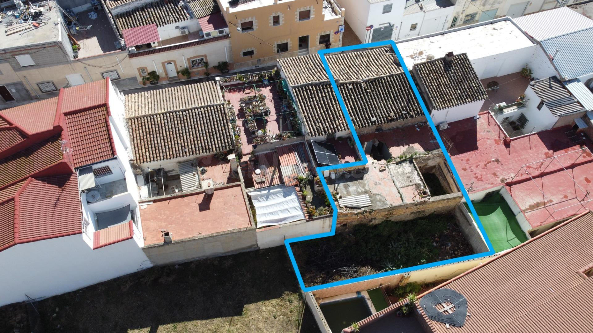 Casa en Fines con solar anexo – Gran oportunidad para reform - foto 4
