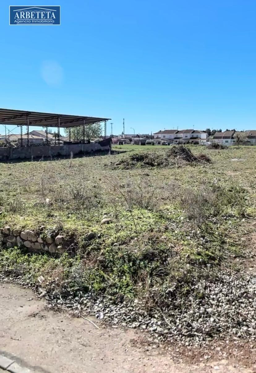 INMOBILIARIA ARBETETA VENDE TERRENO URBANO URBENIZABLE EN HU - foto 3