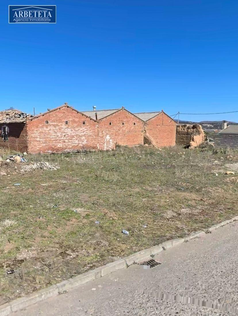INMOBILIARIA ARBETETA VENDE TERRENO URBANO URBANIZABLE EN HU - foto 3