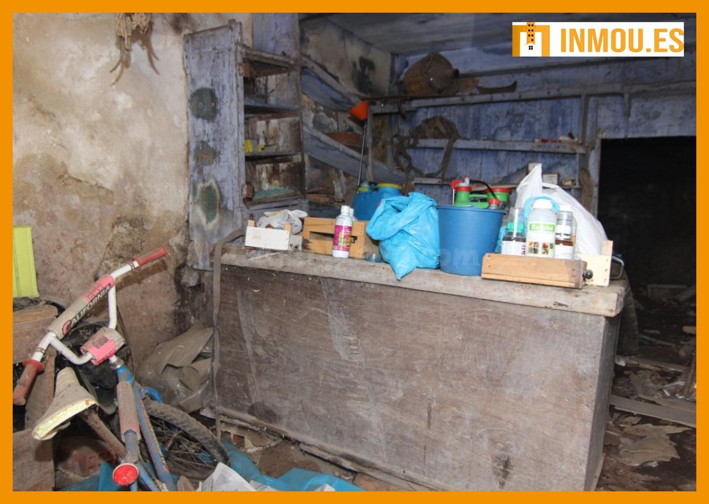 GRAN INVERSIÓN: CASA PARA REFORMAR CON TERRENO EN LA SALIDA  - foto 4