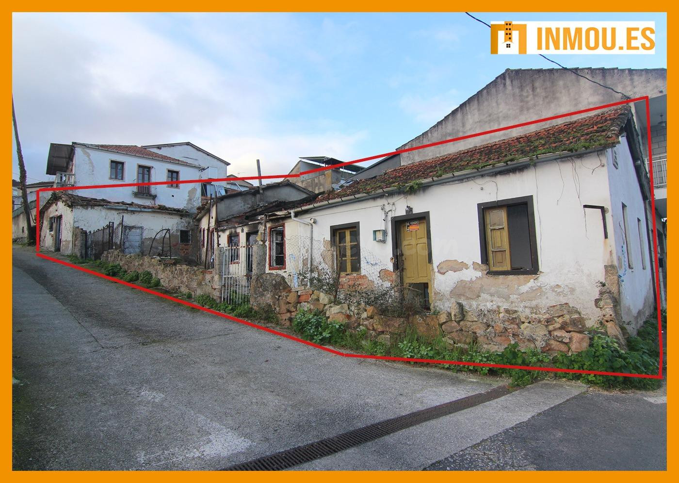 SE VENDE CONJUNTO DE 4 VIVIENDAS PARA REFORMAR EN EL BARRIO DE A CUÑA, OURENSE