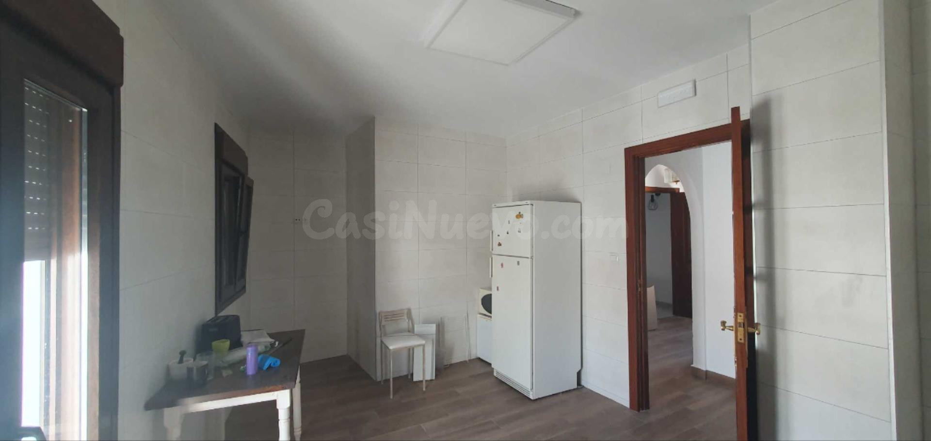 Estupendo piso en Yunquera - foto 3