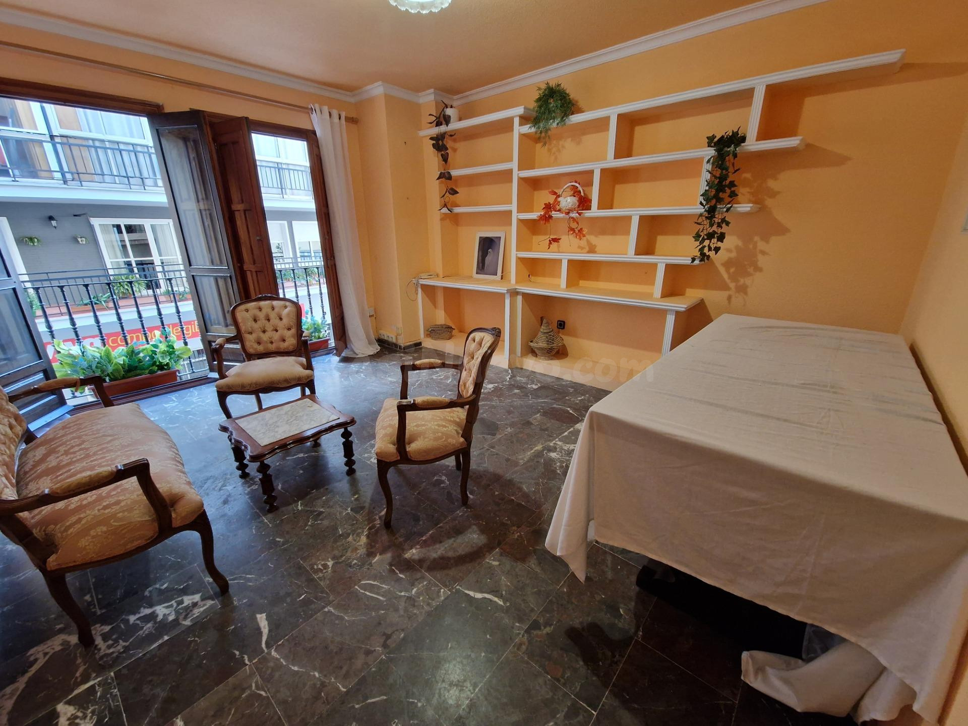 PISO EN VENTA CENTRO ALGECIRAS - foto 2