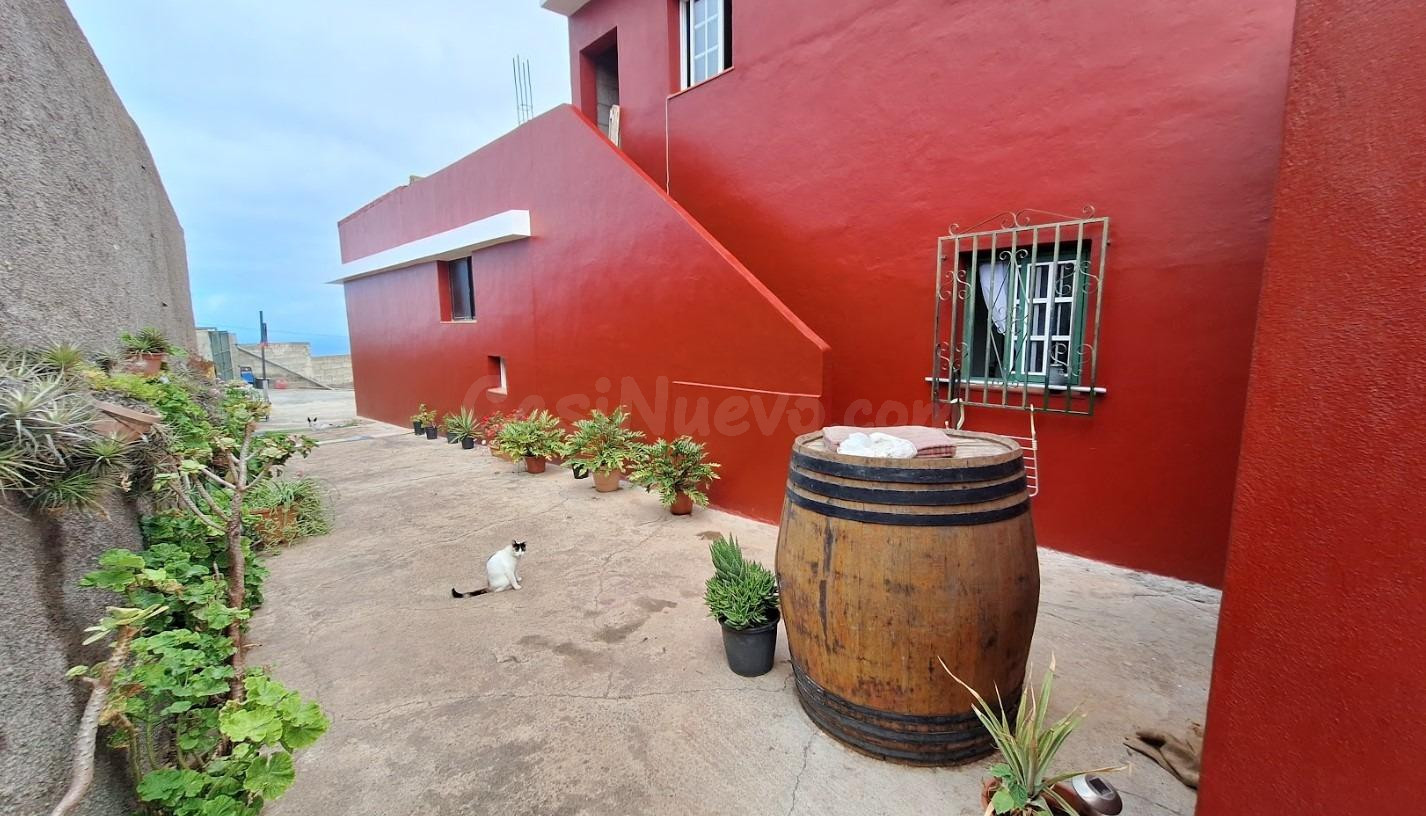 Se vende casa con finca con invernaderos en producción en Ta - foto 2