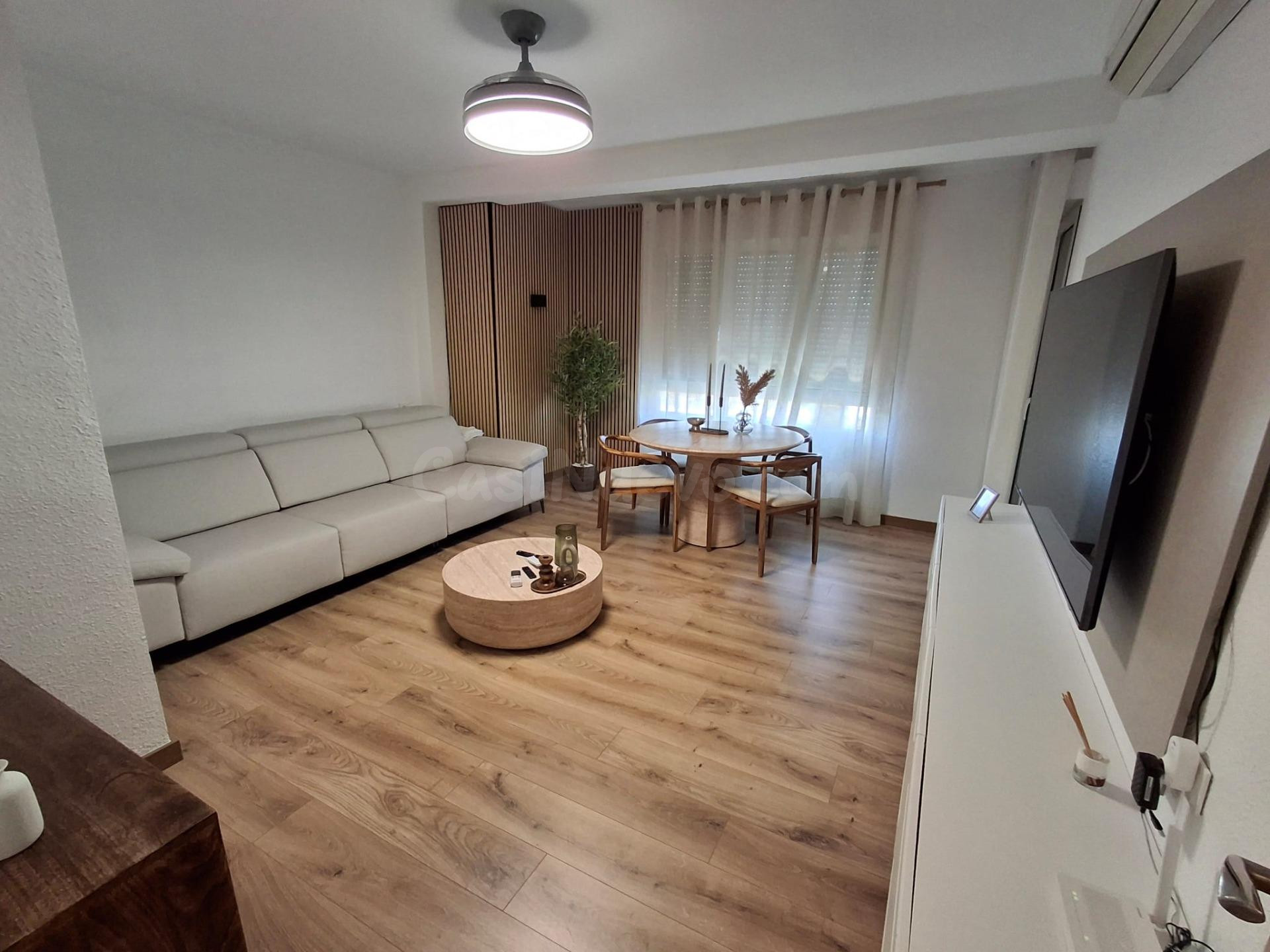 VENDE 2º PISO AMPLIO Y TOTALMENTE REFORMADO
