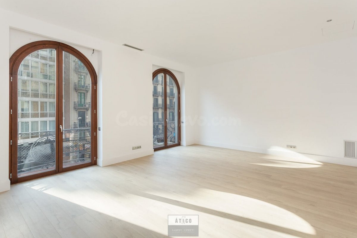 PISO EN VENTA EN RONDA UNIVERSIDAD/PLAÇA CATALUNYA