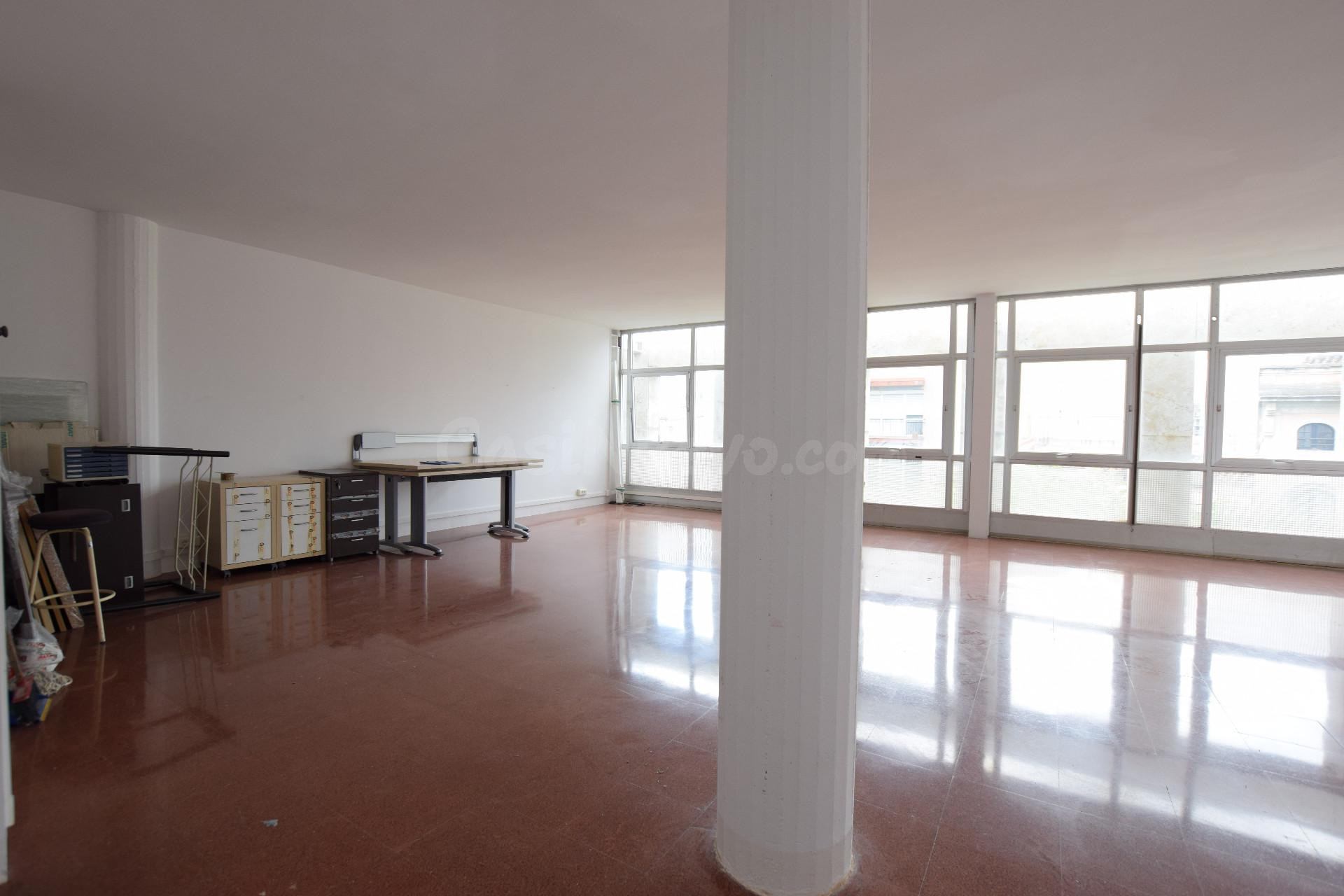 Oficina en el corazón de Mataró, en Edificio Comercial de La - foto 2