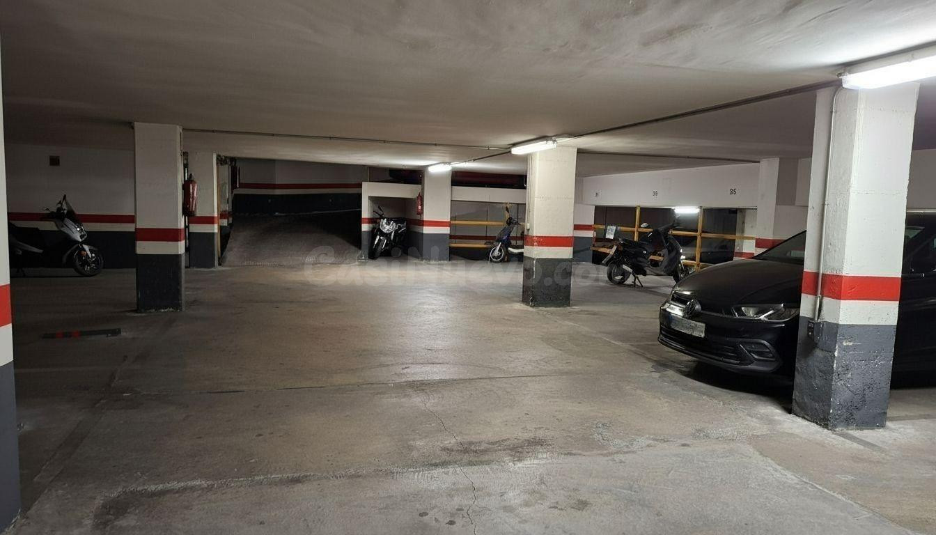 Plaza de garaje en Calle Mayor – 4.6 m x 2.6m (11.96 m2 útiles)