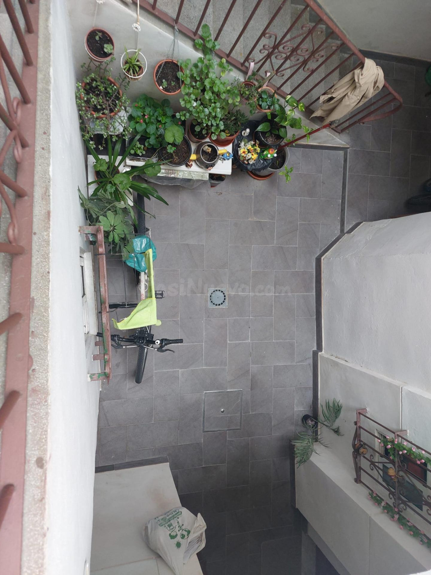 GRAN CASA EN EL CENTRO