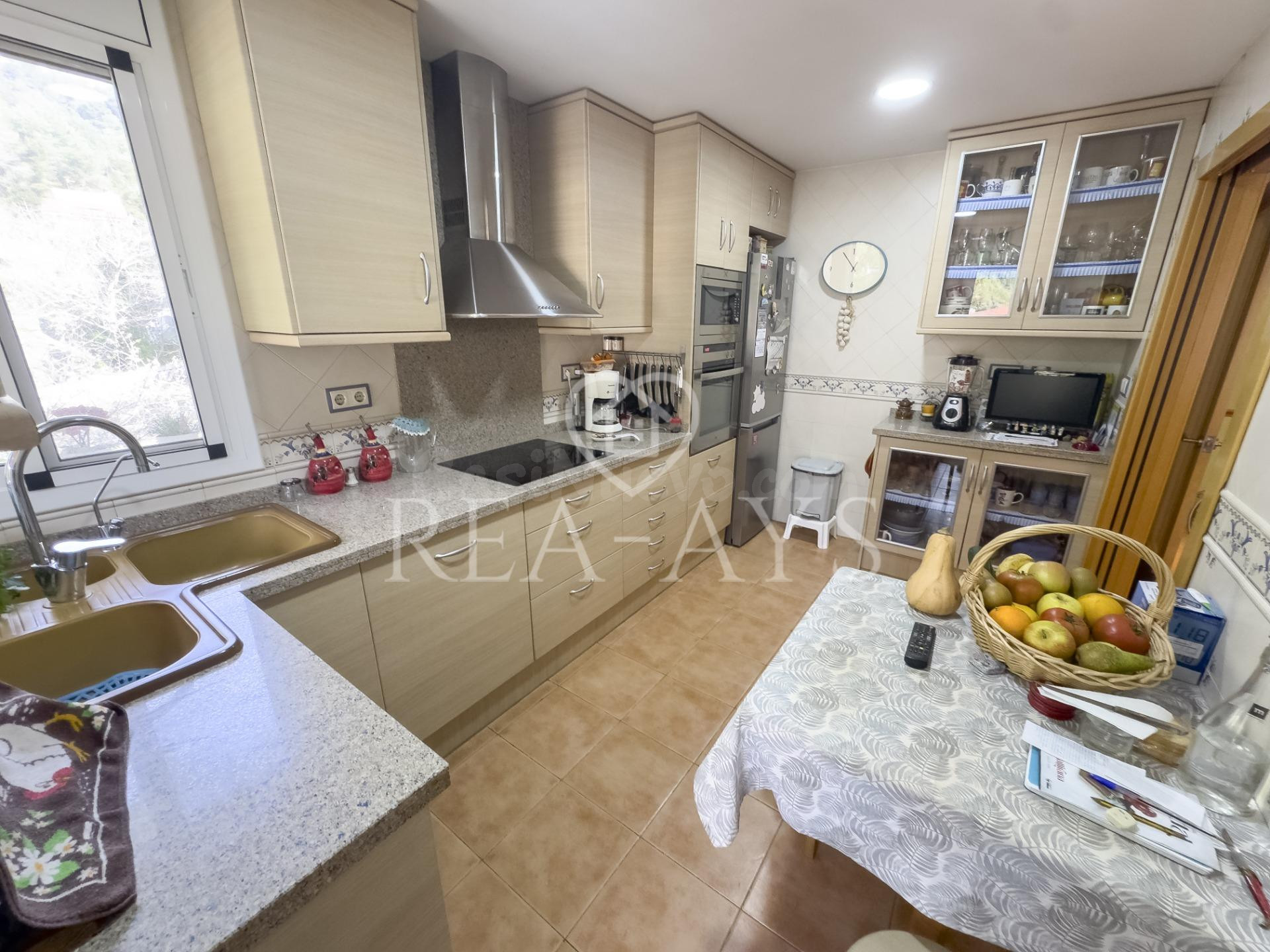 CASA EN VALLIRANA - SEMINUEVA - foto 4