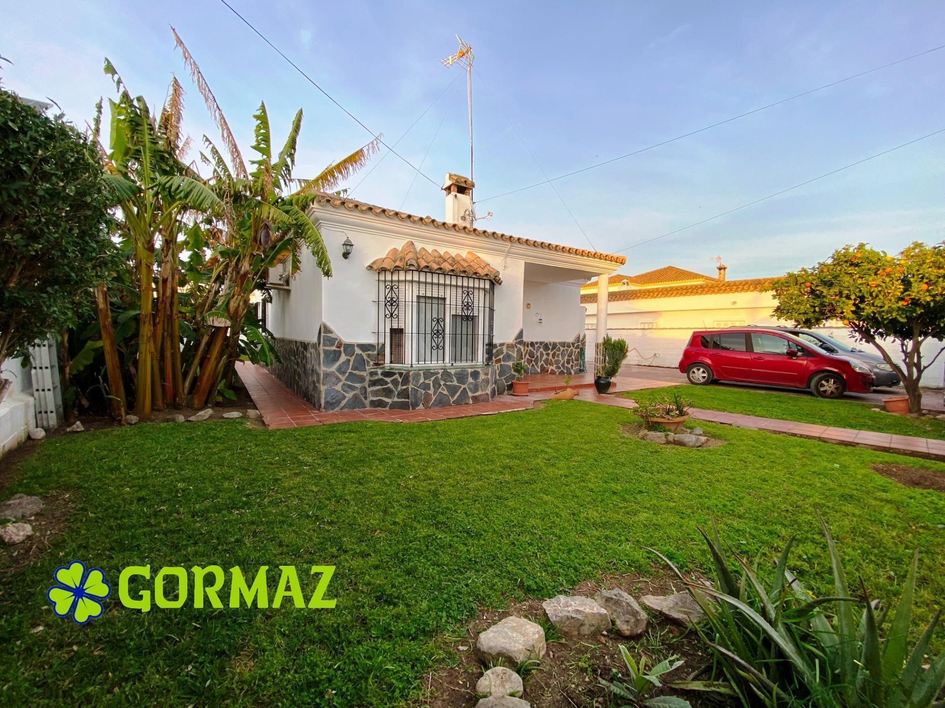 CHALET EN LA ZONA DE LAS PALOMAS, CHICLANA DE LA FRONTERA - foto 2