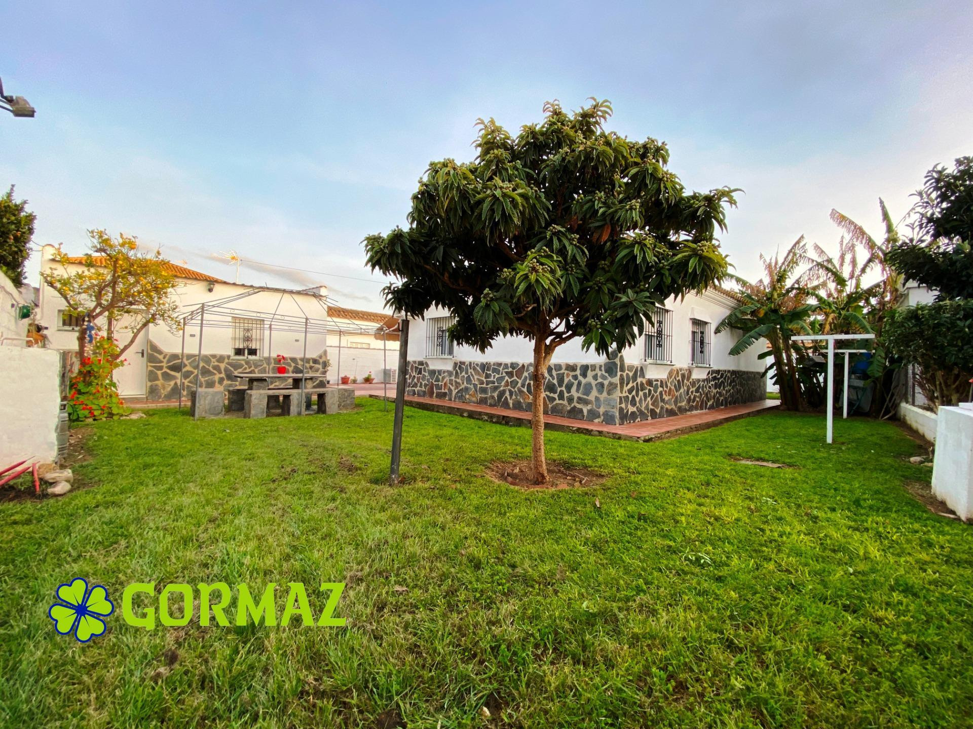 CHALET EN LA ZONA DE LAS PALOMAS, CHICLANA DE LA FRONTERA - foto 4
