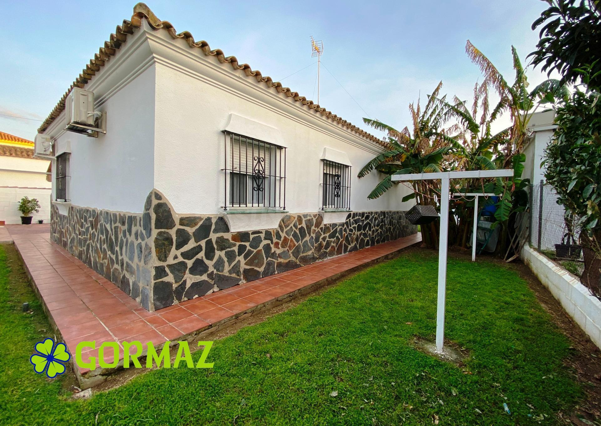 CHALET EN LA ZONA DE LAS PALOMAS, CHICLANA DE LA FRONTERA - foto 5
