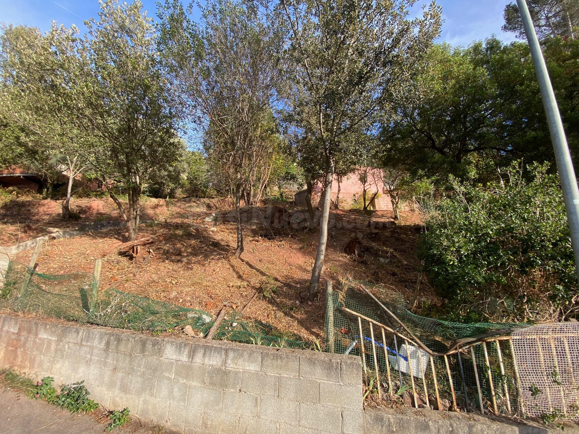 Terreno Urbanizable en venta en Corbera de Llobregat!
