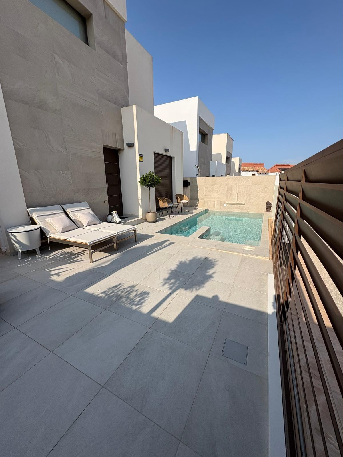Espectacular villa moderna con increíbles vistas en Ciudad Quesada