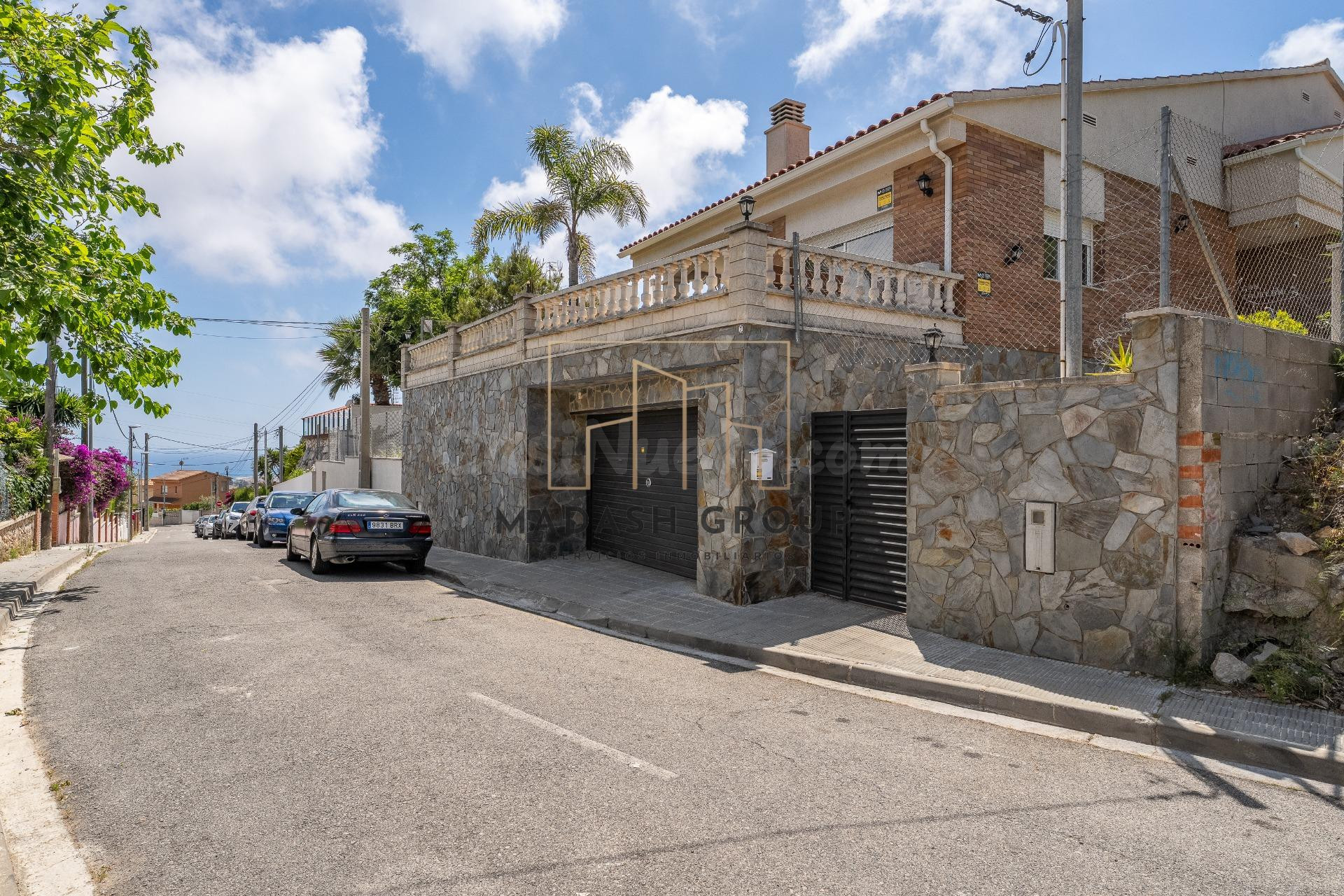 Exclusiva villa con vistas al mar, piscina privada y licencia turística en Segur de Calafell