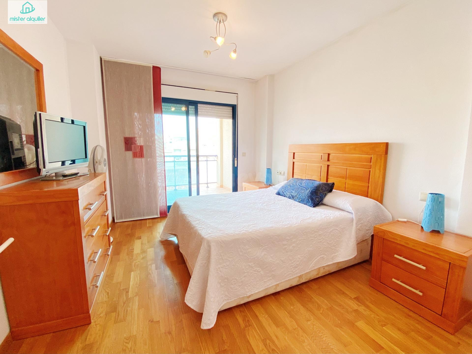 APARTAMENTO MODERNO EN EL CENTRO DE EL CAMPELLO, A 15 MINUTOS DEL MAR CON TODAS LAS COMODIDADES