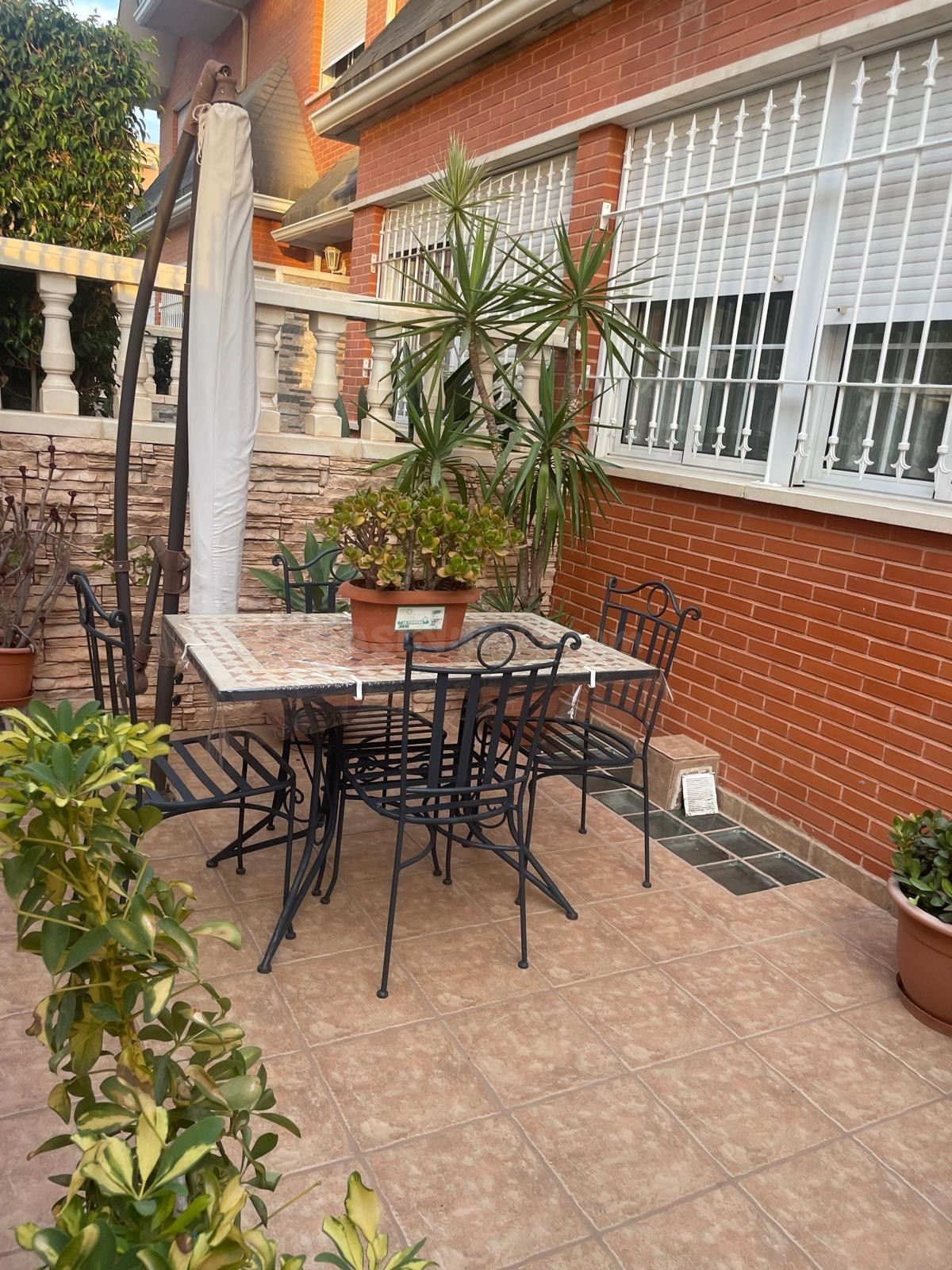 Exclusivo Bungalow Reformado en Ciudad Jardín, Elche - foto 5