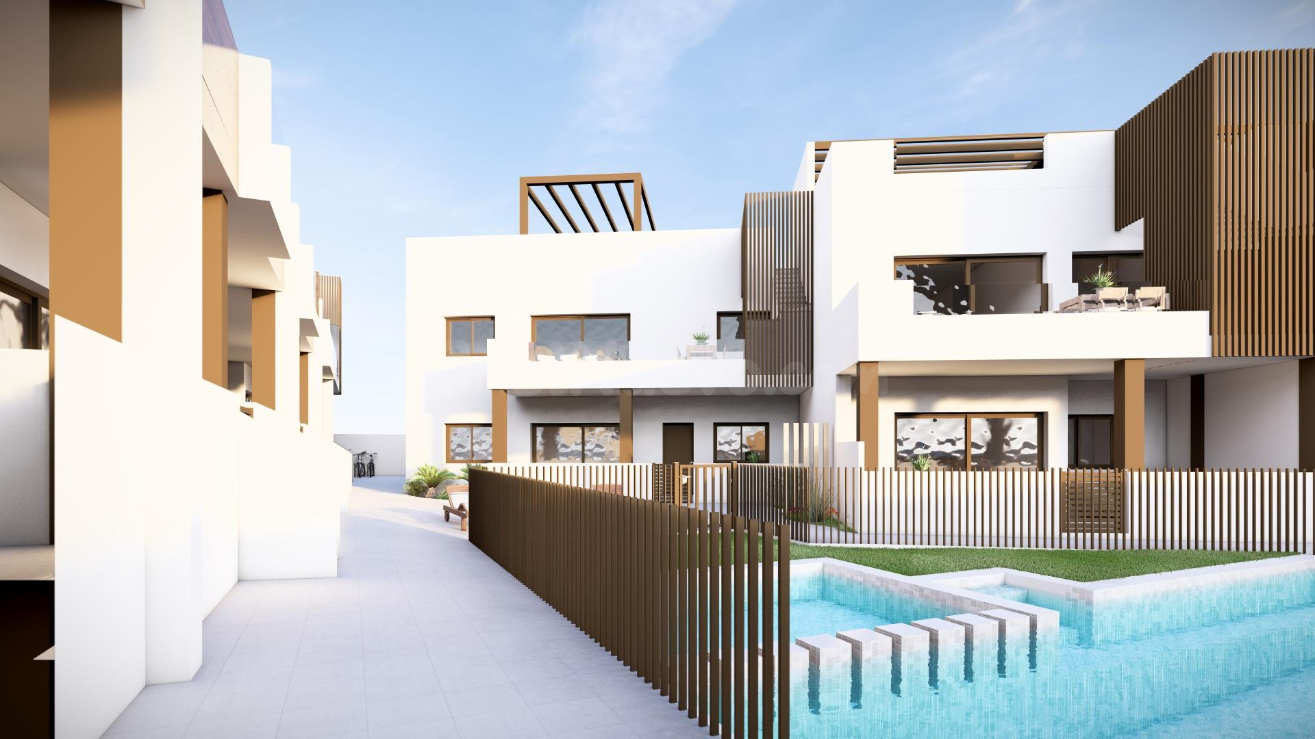 PRECIOSOS BUNGALOW EN PLANTA ALTA Y BAJA  DE OBRA NUEVA EN PILAR DE LA HORADADA, COSTA BLANCA SUR