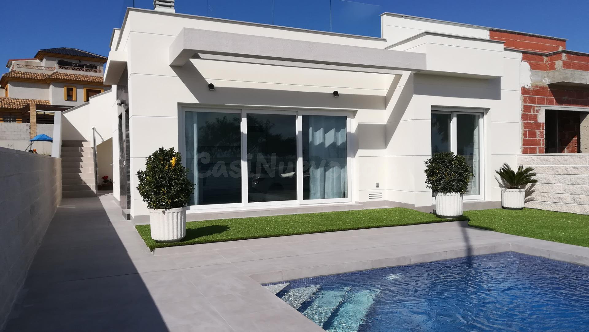 FANTASTICO CHALET DE OBRA NUEVA EN LOS MONTESINOS, ALICANTE, COSTA BLANCA SUR