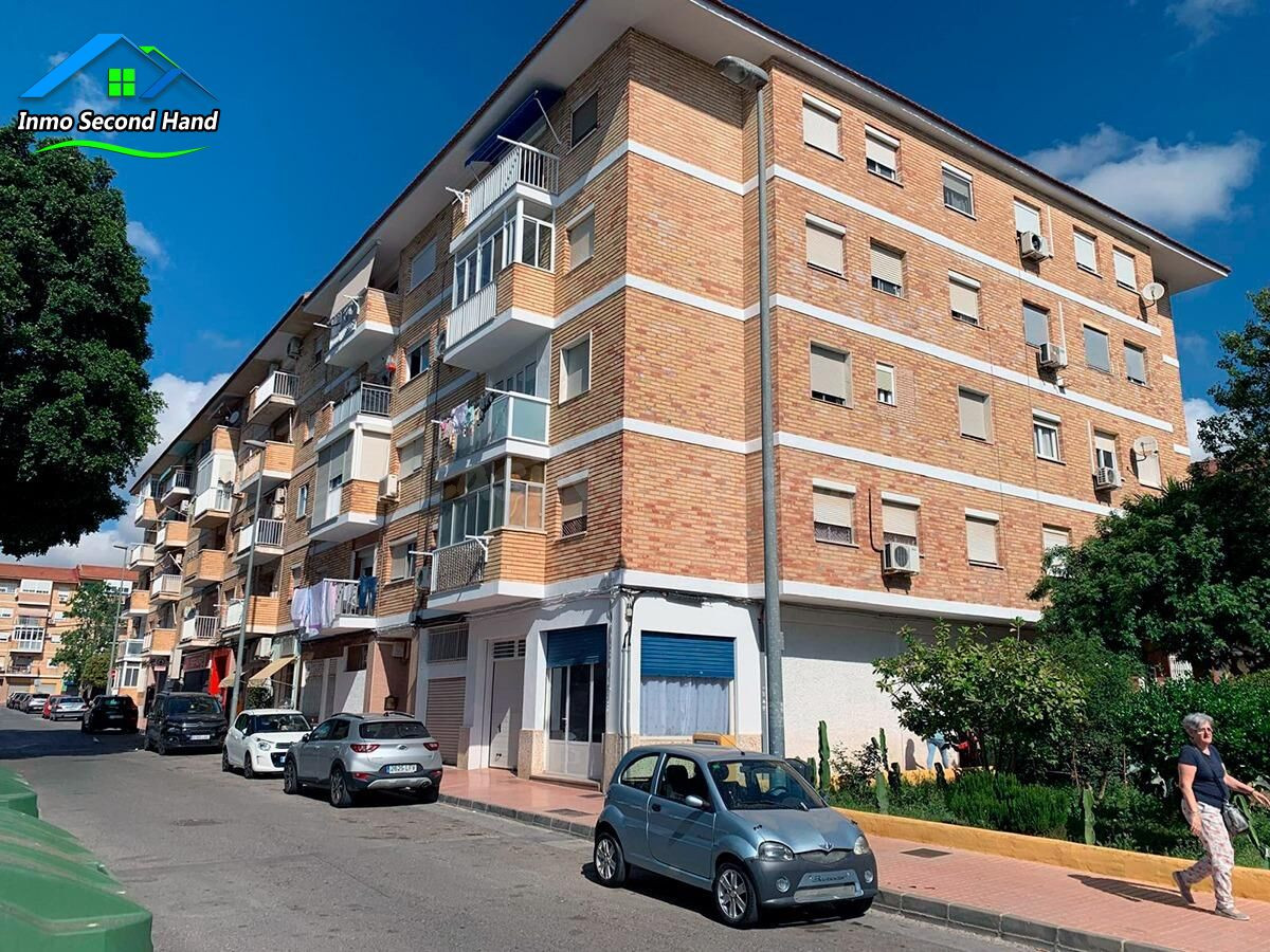 ALQUILER DE LOCAL COMERCIAL EN CALLE OCAÑA – ZONA JOSÉ MARÍA LAPUERTA, CARTAGENA UBICACIÓN ESTRATÉGICA CON GRAN VISIBILIDAD