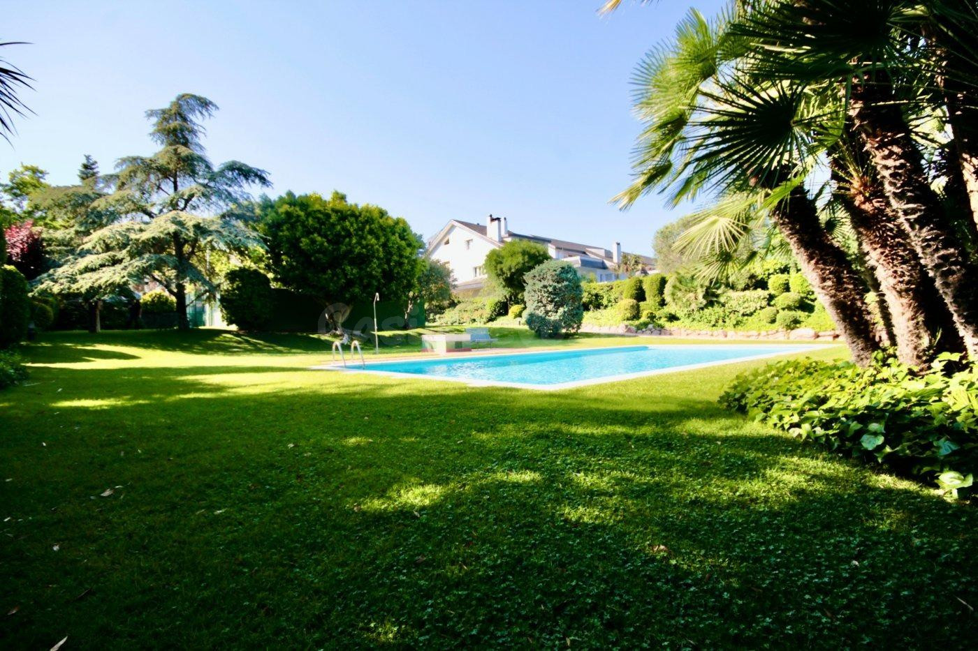 Magnífica casa con jardín y piscina en exclusivo complejo co - foto 4