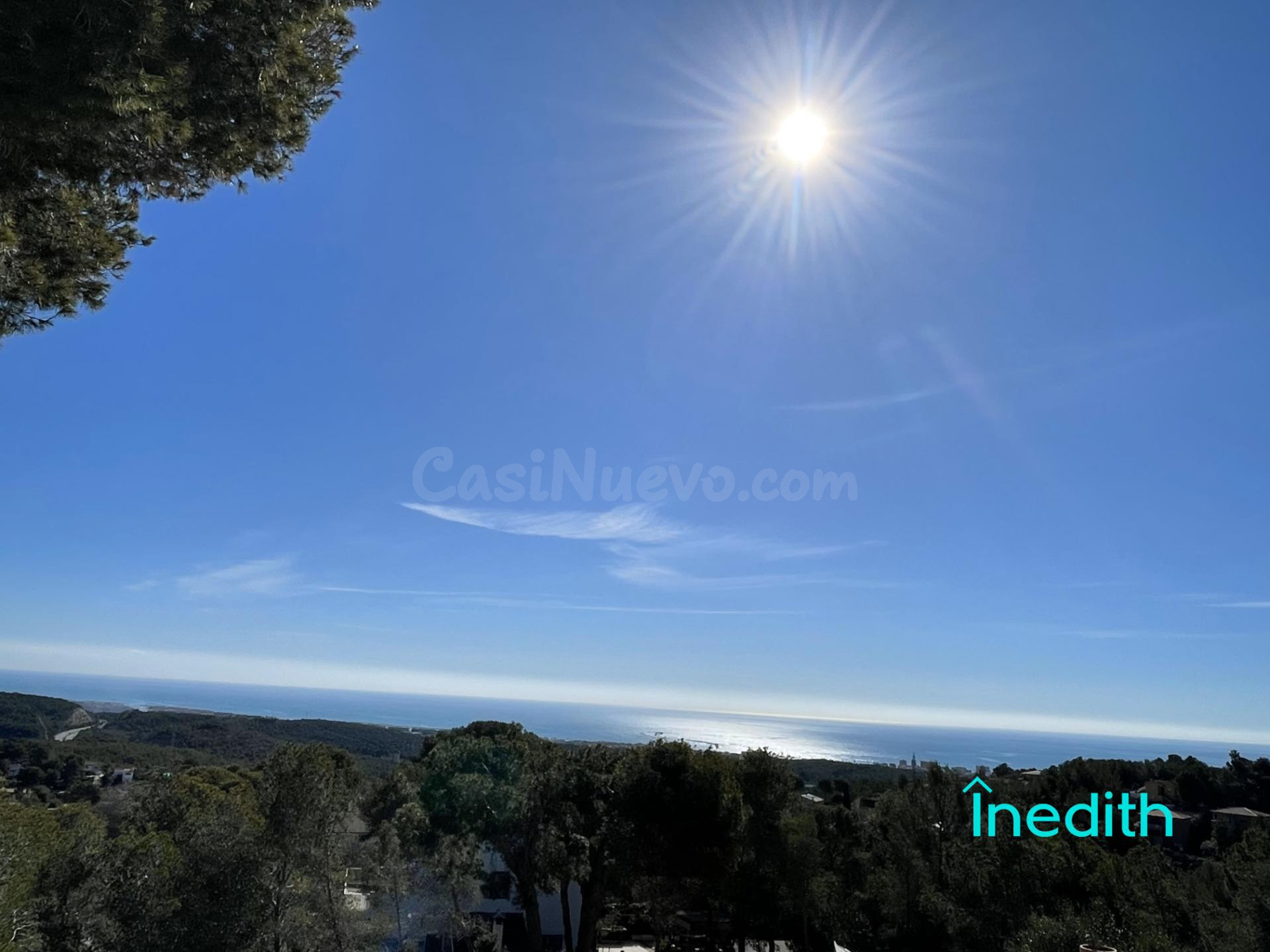 Precioso terreno en urbanización tranquila de Cunit a 7 minutos playa con vistas mar