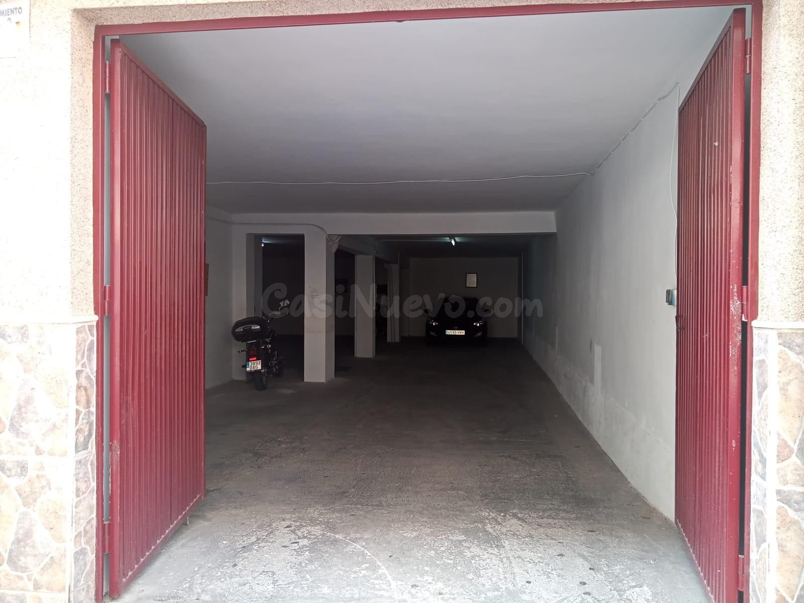 GARAJE PARA 9 COCHES EN ZONA DEL CAMPET, BUEN ACCESO Y FACIL - foto 4