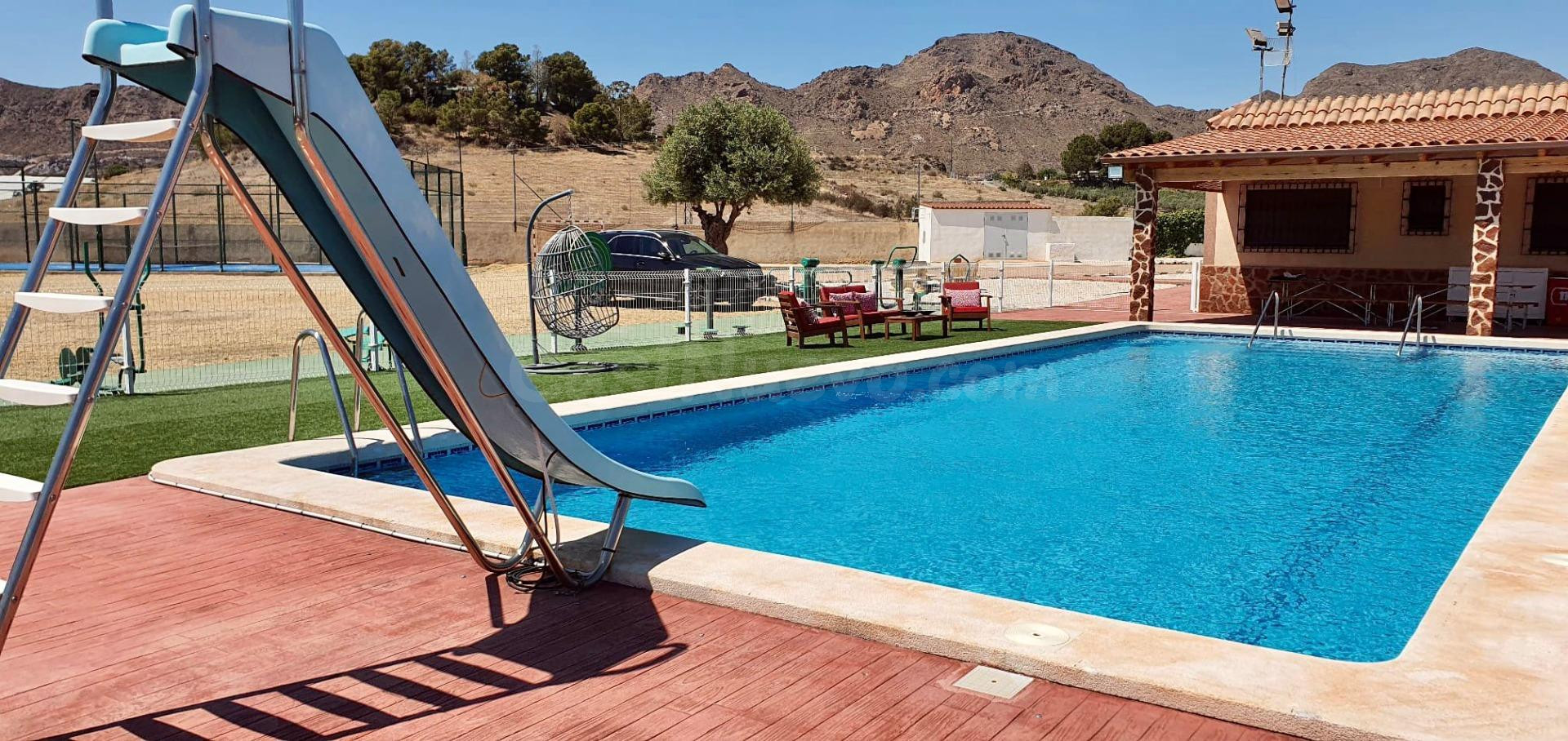 Villa con terreno