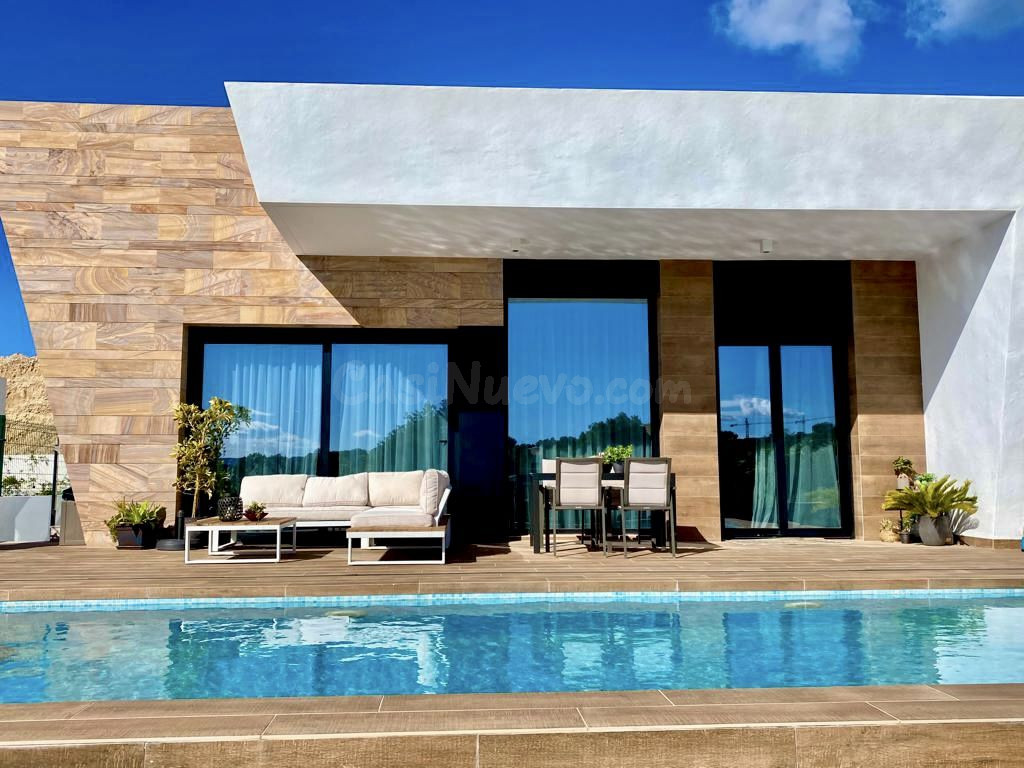 ALQUILER DE UNA VILLA EN SIERRA CORTINA, FINESTRAT
