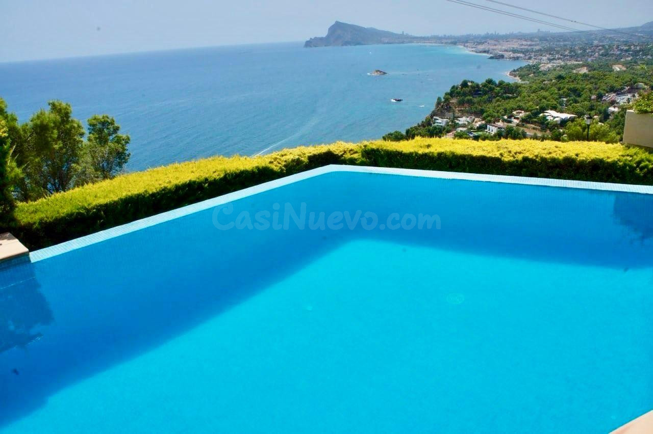 CHALET PARA ALQUILER ANUAL CON VISTAS AL MAR