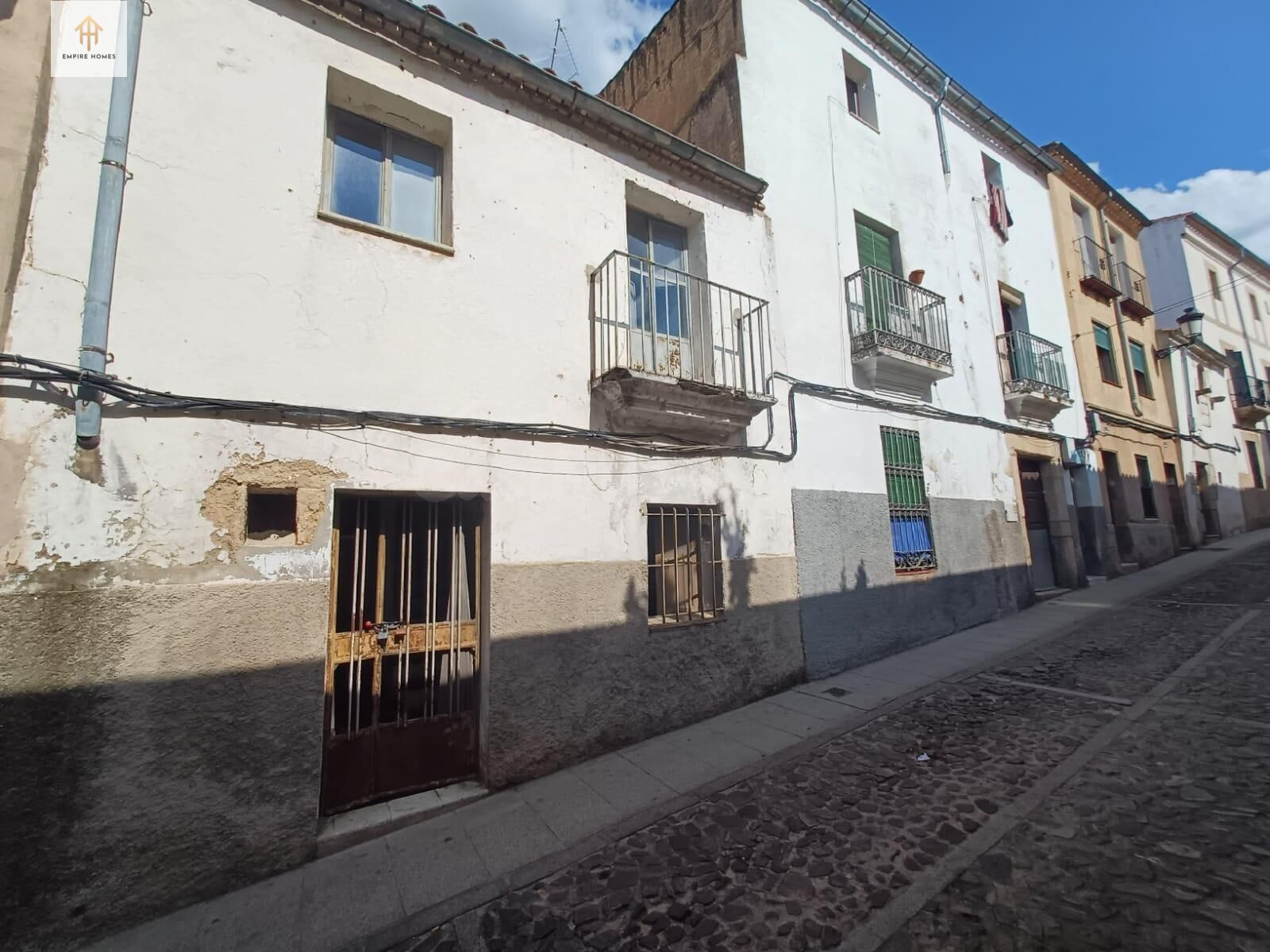 Se VENDE casa para reformar en zona PARTE ANTIGUA