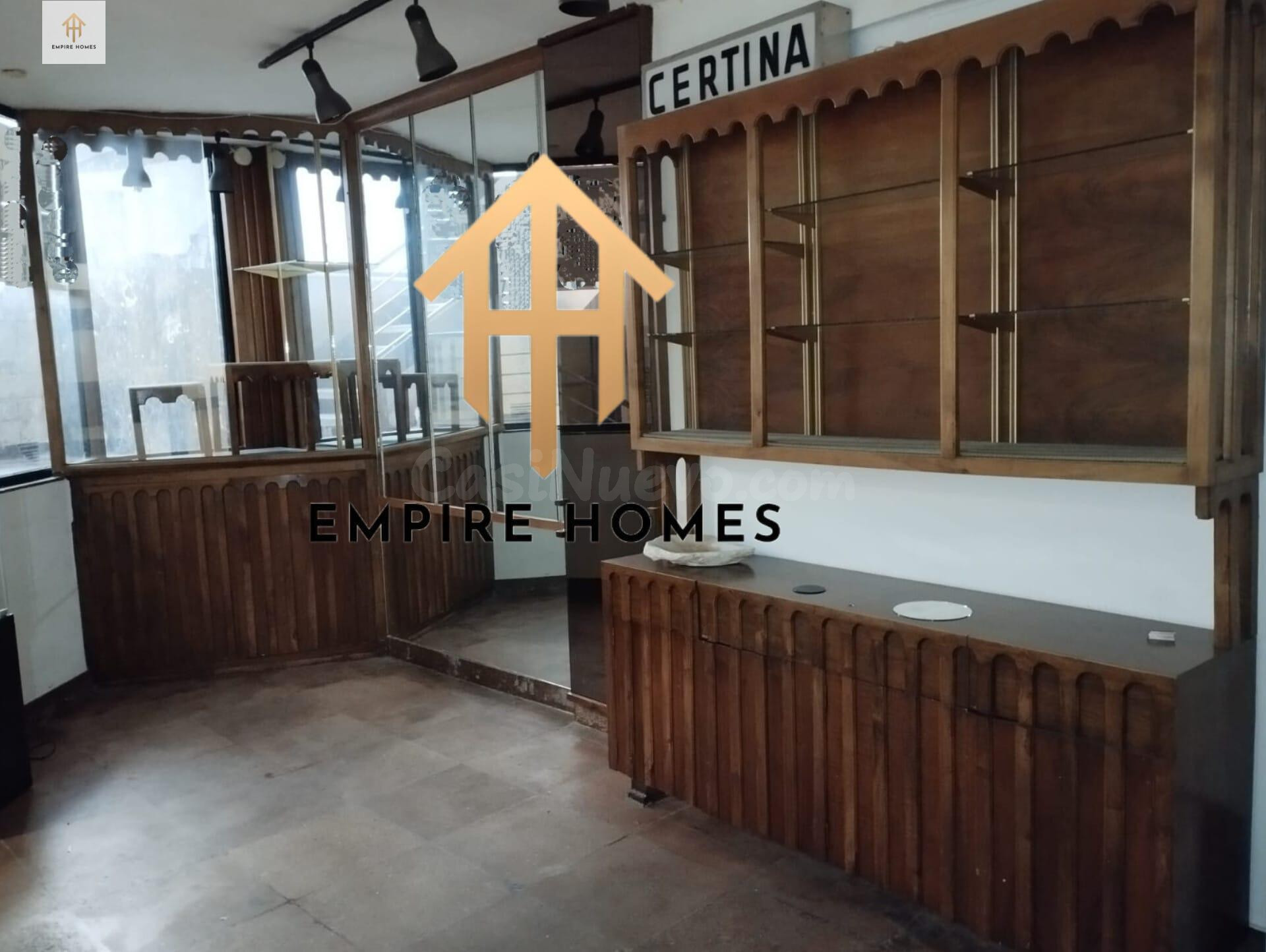 Se VENDE o ALQUILA  LOCAL COMERCIAL EN ZONA CENTRO (parte antigua)