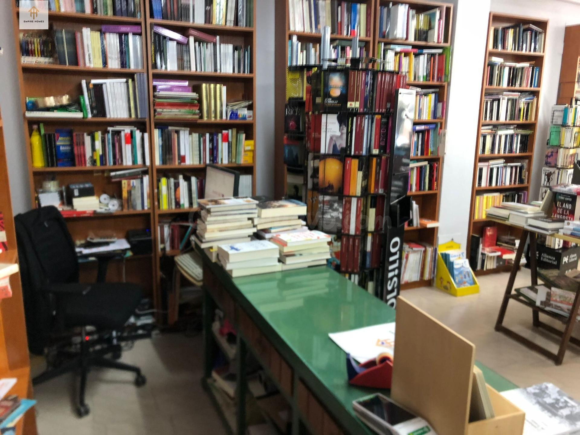 Se VENDE LOCAL COMERCIAL en zona ANTONIO HURTADO