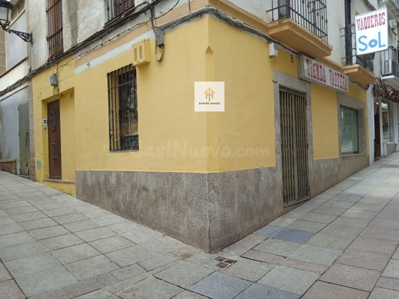 Se VENDE LOCAL COMERCIAL en zona PARTE ANTIGUA