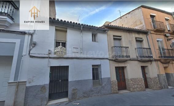 Se VENDE CASA PARA REFORMAR en zona CALLE MARGALLO/BARRIONUEVO