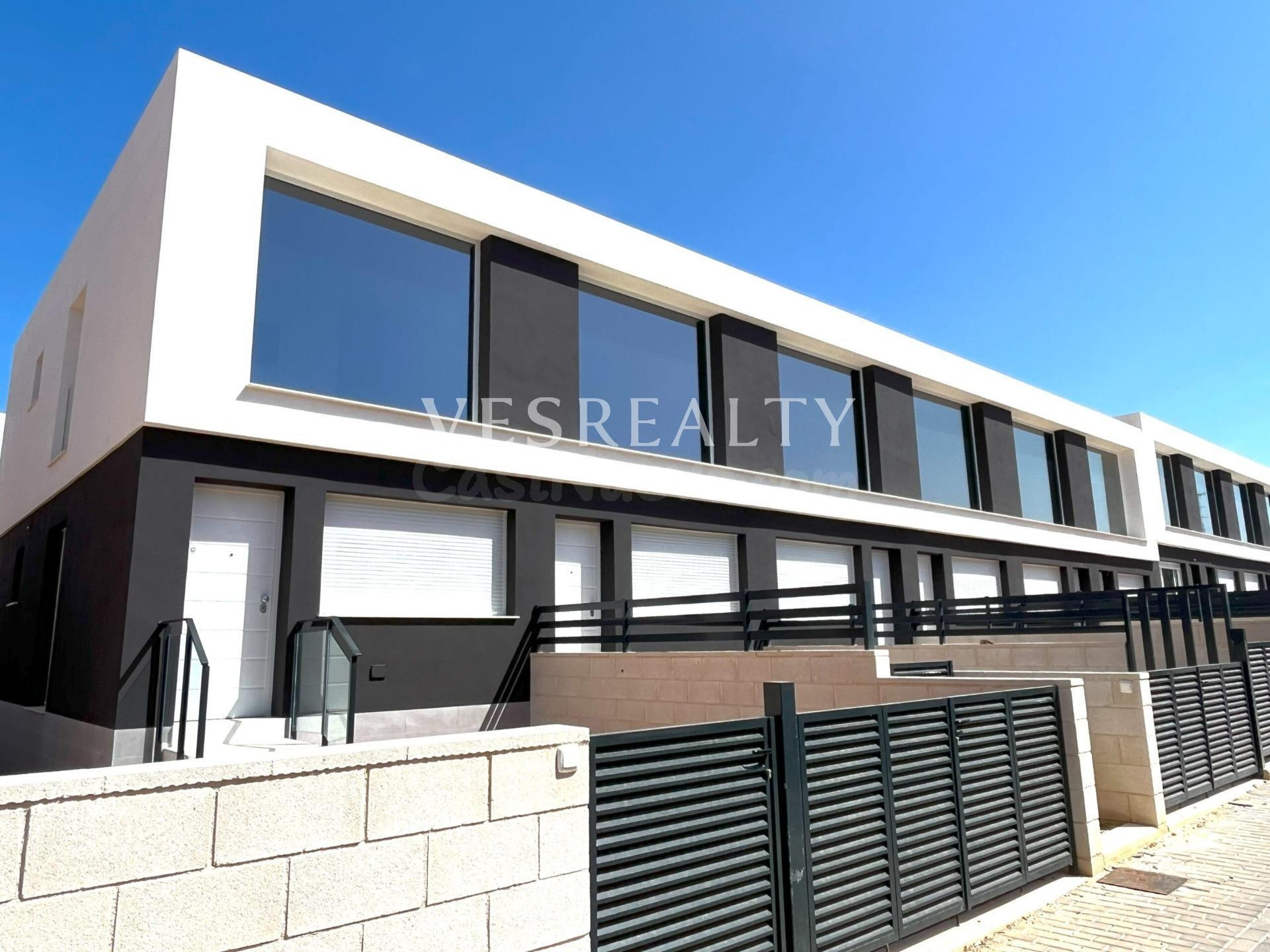Bungalow nuevo en Gran Alacant – desde 280.000 €