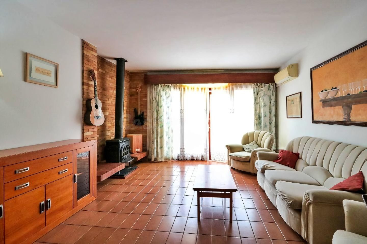 Casa a 180 metros de la Plaza de los Pinos