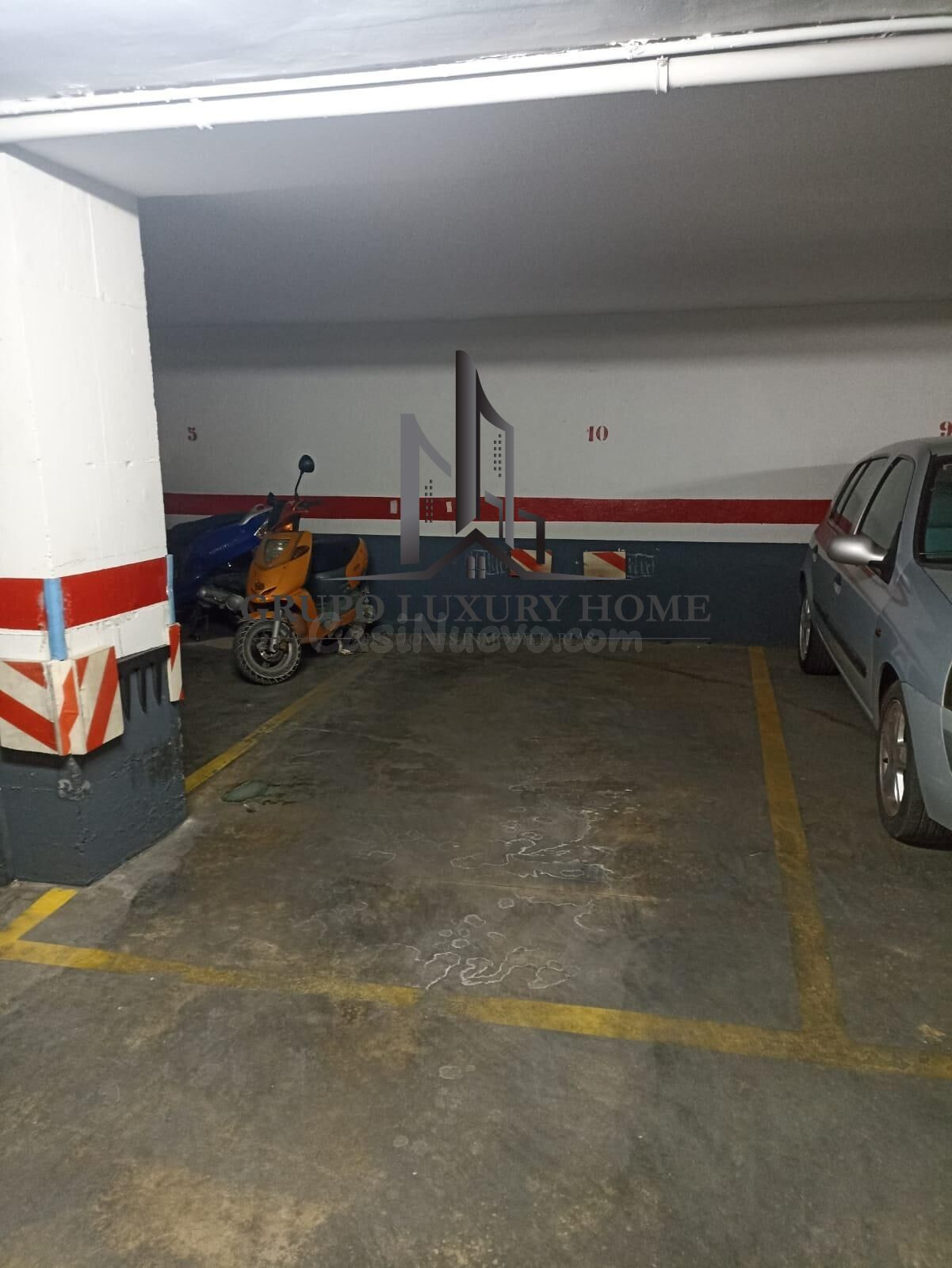 PLAZA DE GARAJE EN LA INDUSTRIA