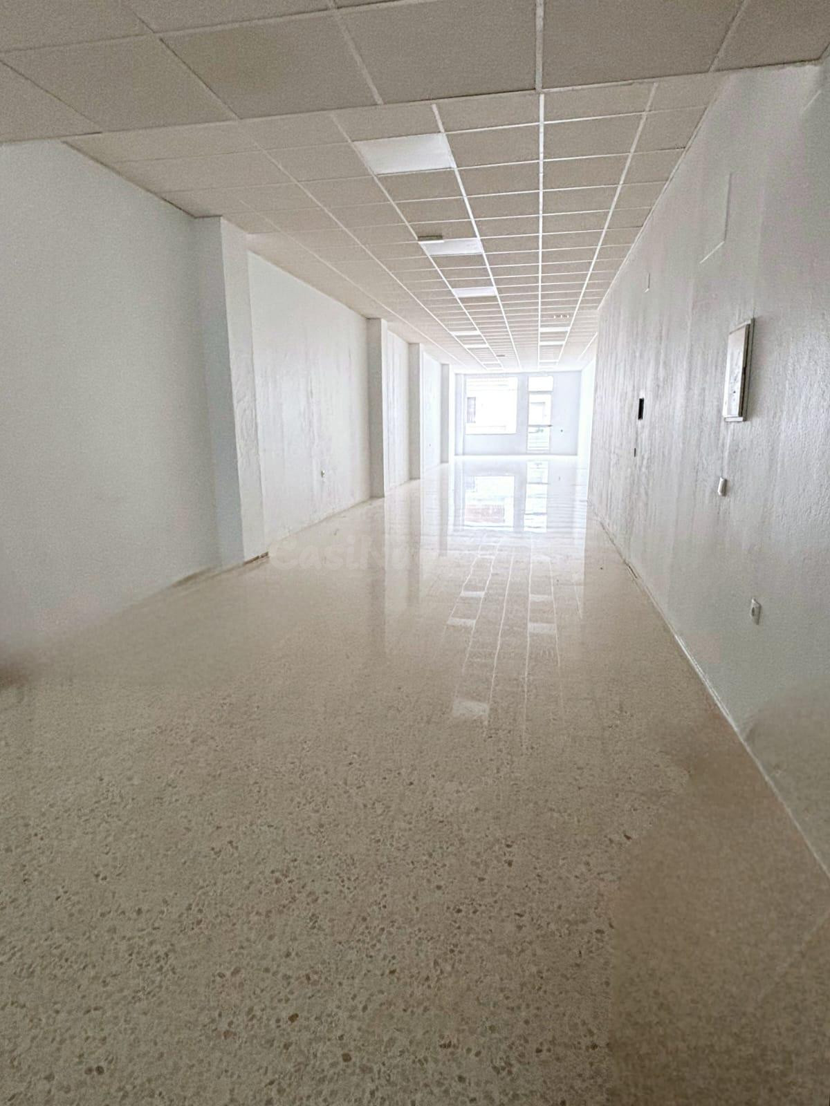 Venta o Alquiler local comercial