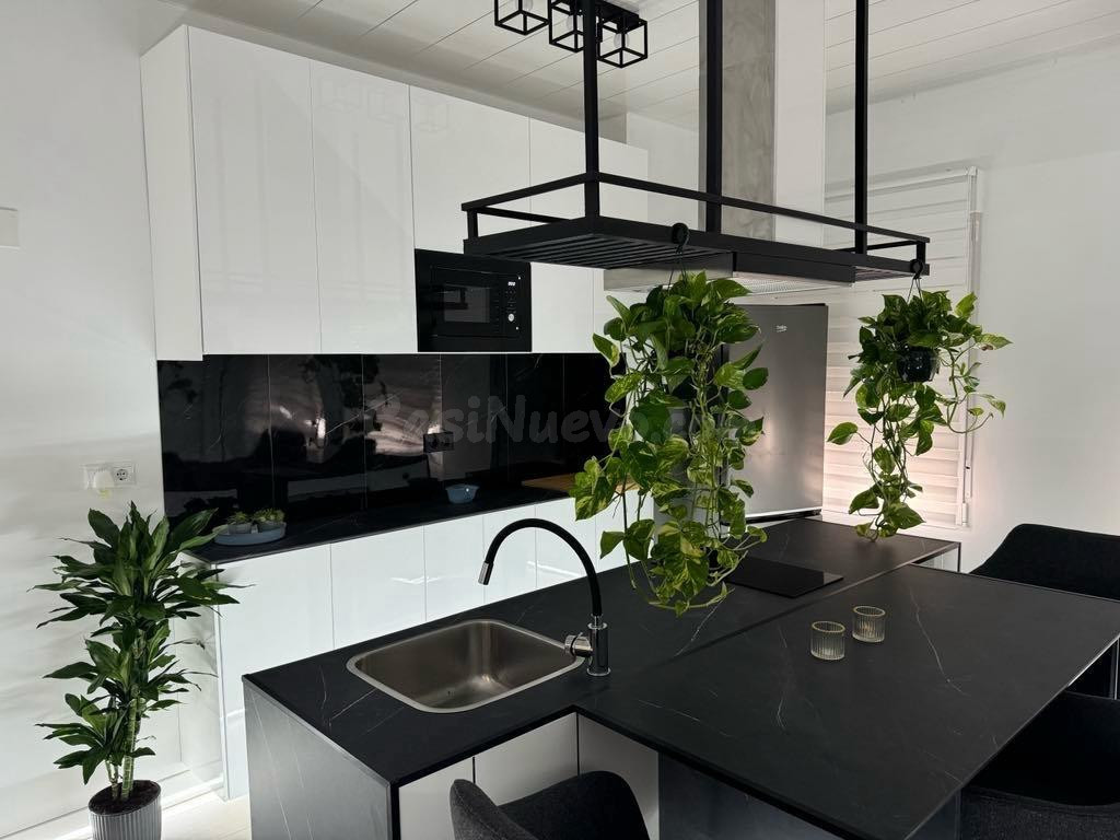 Apartamento con licencia turística en la playa del cura de Torrevieja