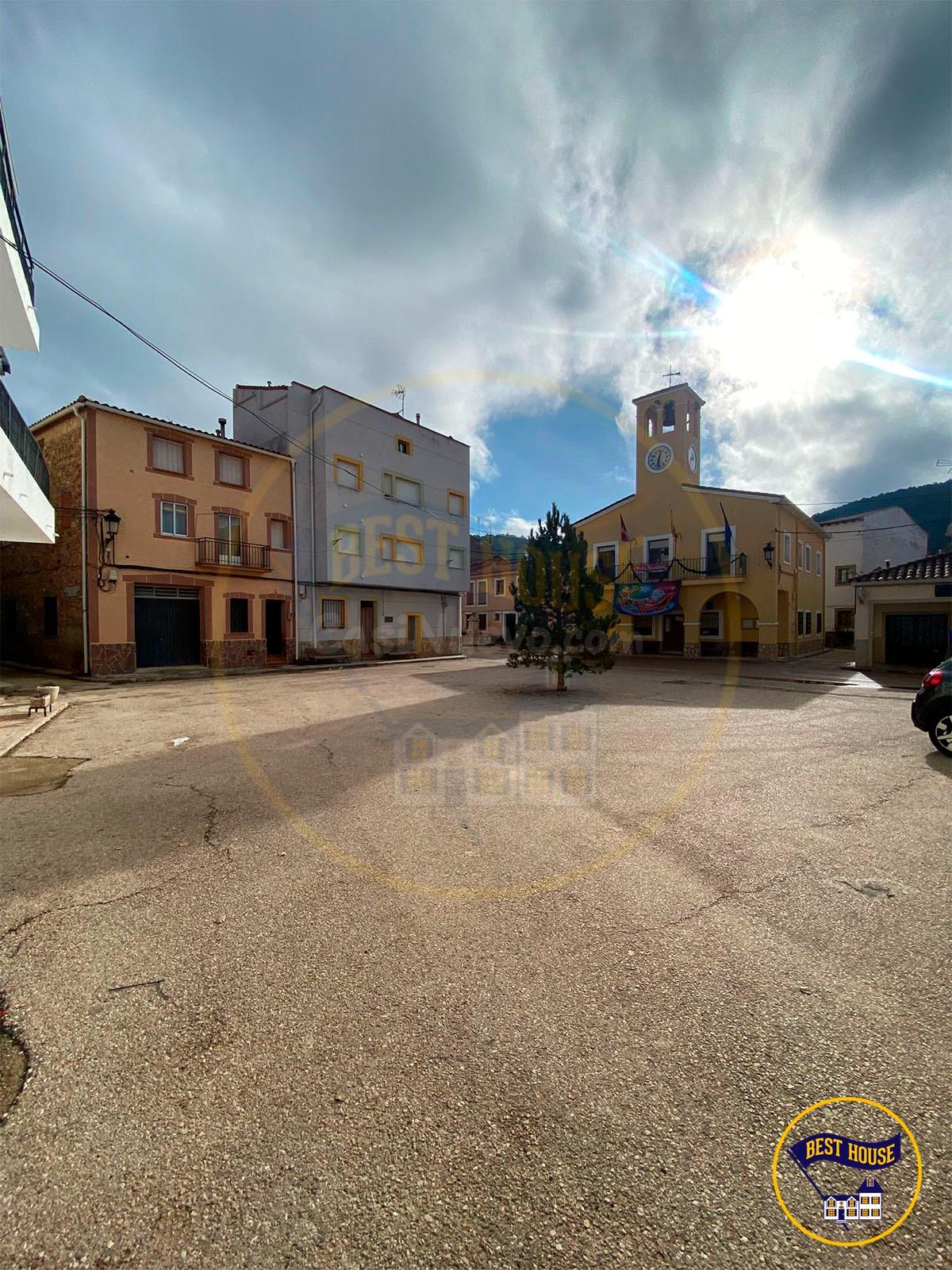 CASA EN VENTA PARA VIVIR EN BONICHES