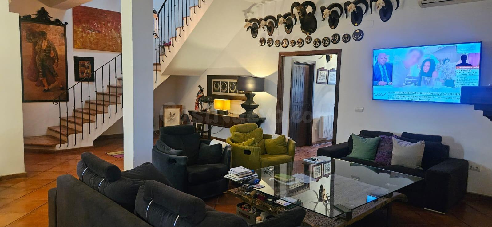 Magnífico chalet en recinto romero San isidro. - foto 4