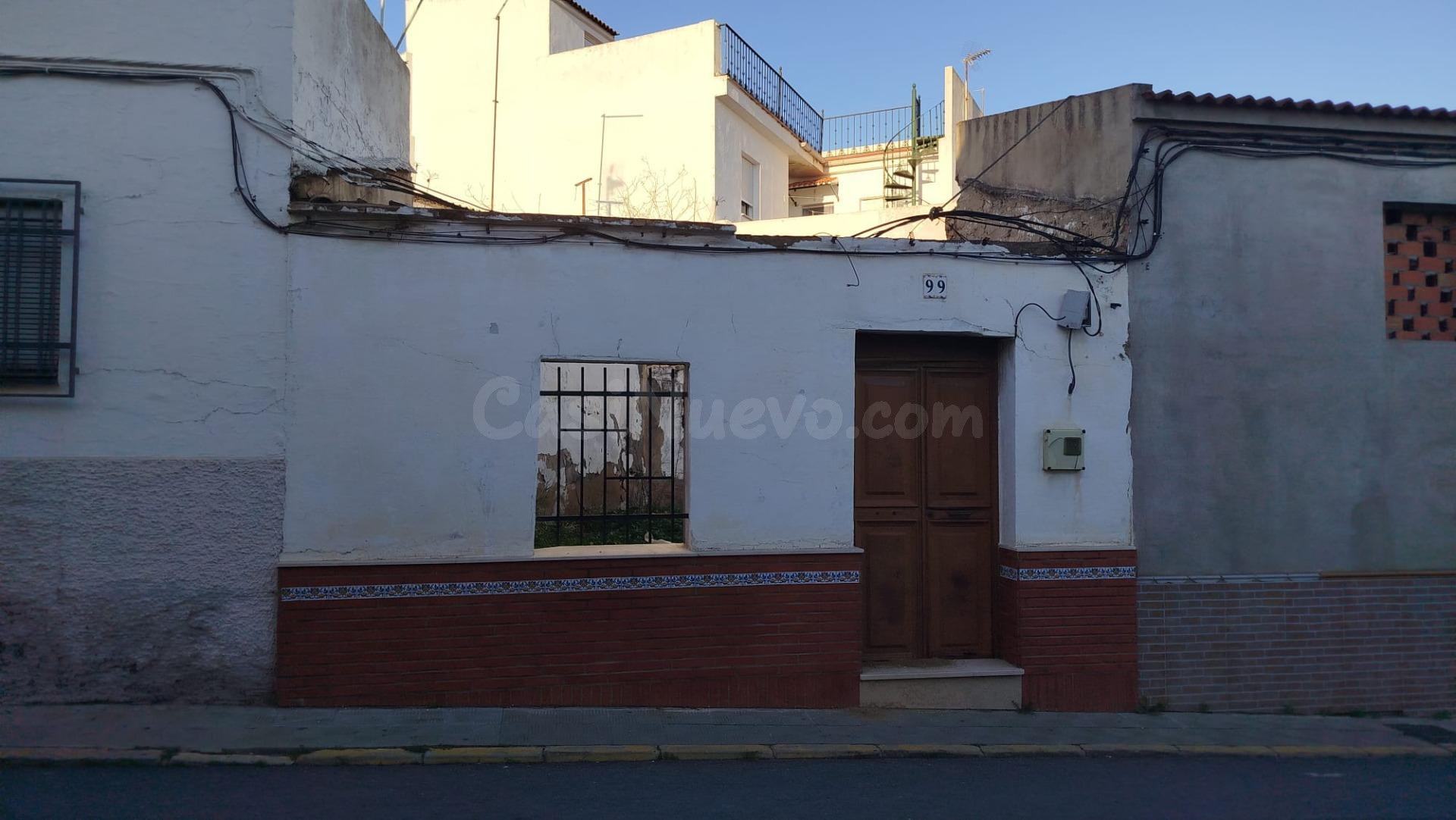 Magnifico solar en el centro de Gibraleón